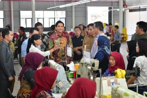 Bupati Indramayu Lucky Hakim Dorong Investasi dan Penyerapan Tenaga Kerja Saat Kunjungi PT Free View Internasional
